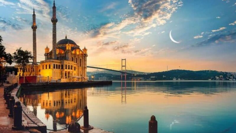 Why now is the time to visit Istanbul after the suspected terrorist attack on November 13, 2022